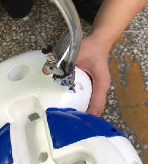 玩具外壳手持式锁螺丝